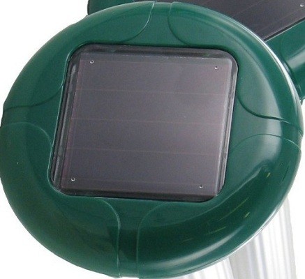 Комплект из 2 отпугивателей на солнечной батарее Weitech-WK2015 на 4 сотки